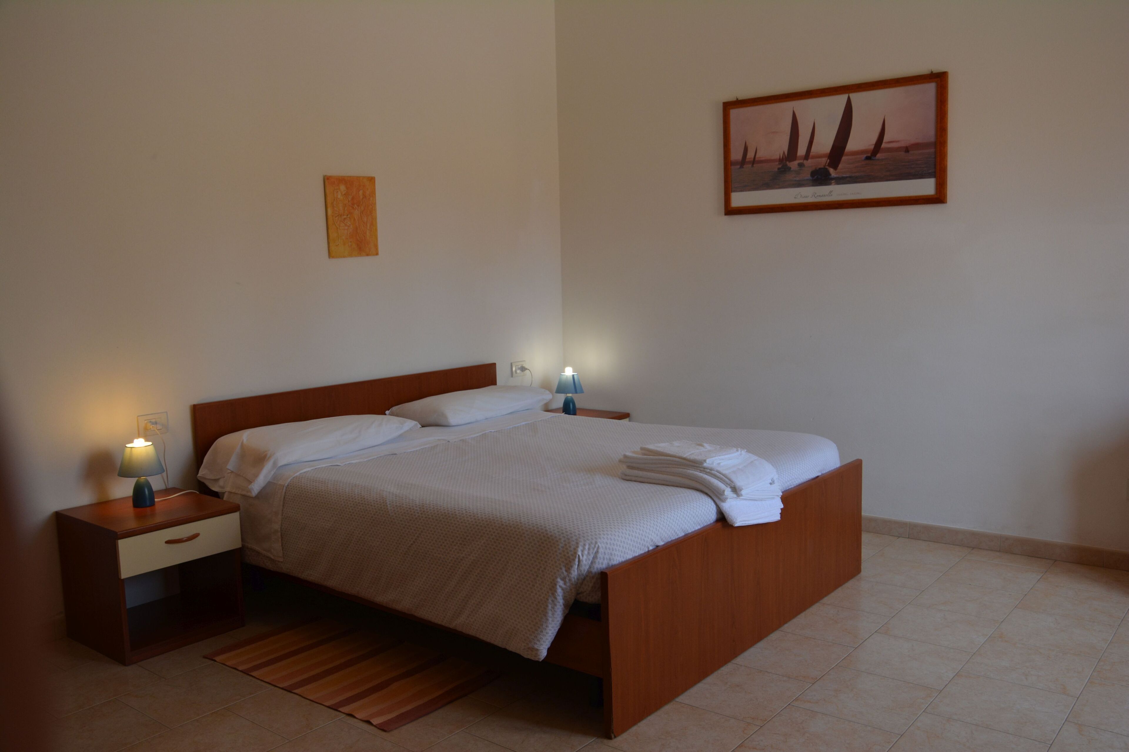 The sea in the greenery and quiet of the countryside