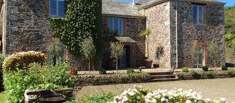 Porteath Barn; Seclusion, Space, Sea.
