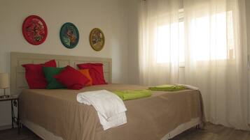 4 chambres, fer et planche Ă repasser, lit parapluie, Wi-Fi gratuit