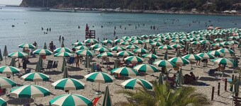 Villa mitoyenne à moins de 1 km. de la plage de Poetto
