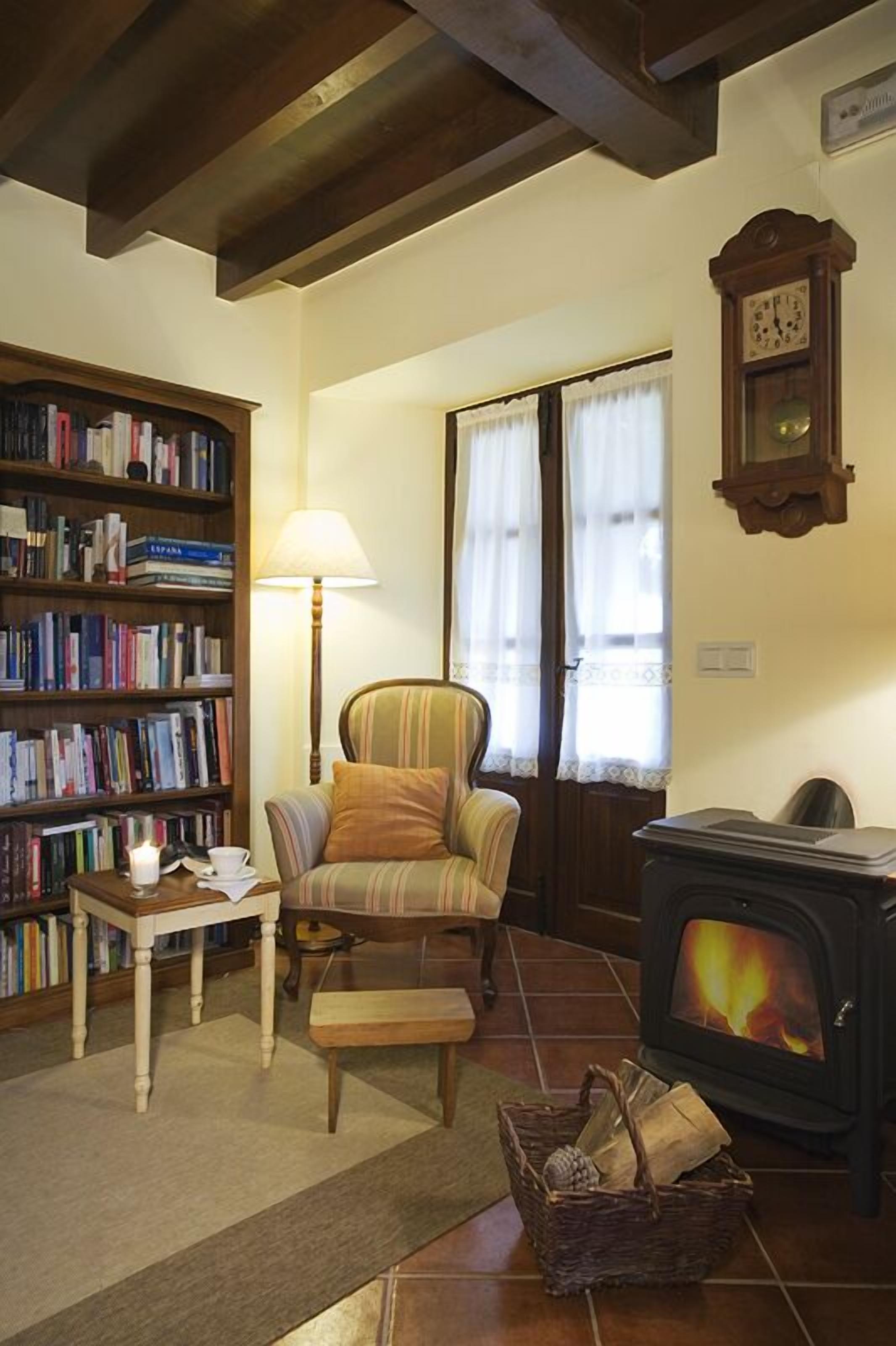 La casa del Campo, cozy cottage next to the beaches of Cudillero