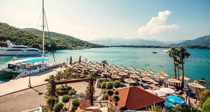 Outstanding villa with private pool and breath taking sea view