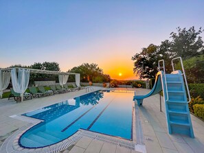Pool - Sea views, full privacy, 6.5km to sandy beach, playground! (Rethymno)