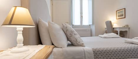 1 bedroom, desk, iron/ironing board, travel cot