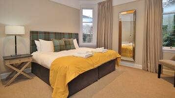 3 chambres, fer et planche Ă repasser, accĂšs Internet, draps fournis