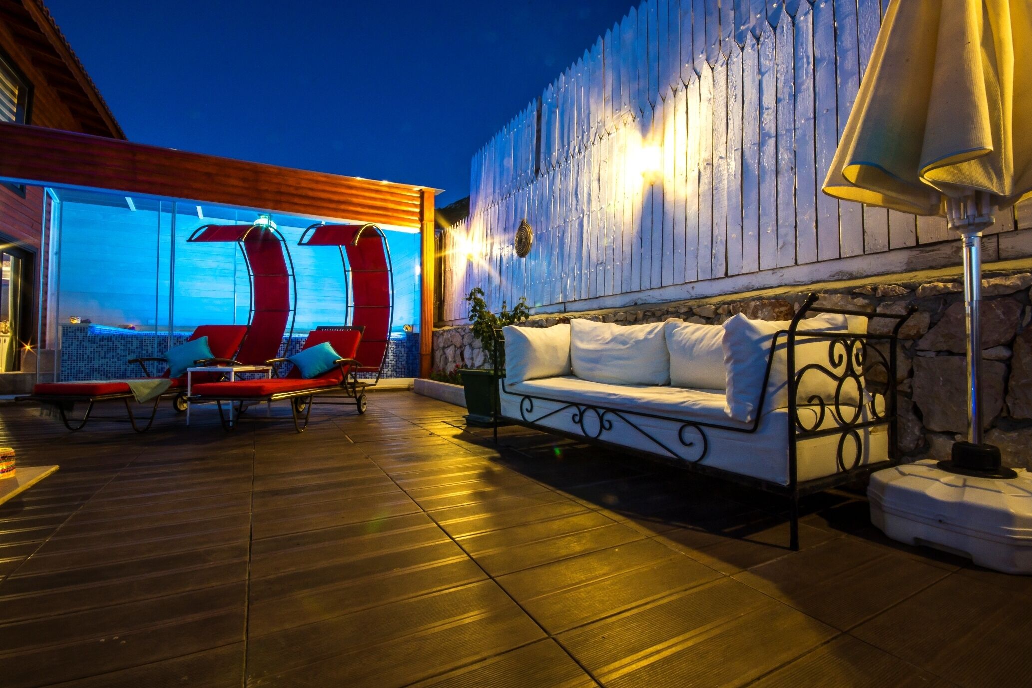 Perfect Secluded Honeymoon Villa for Two, with Heated Outdoor and Indoor Pool