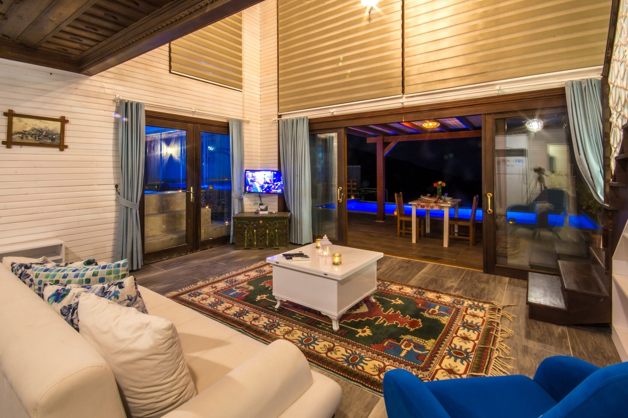 Perfect Secluded Honeymoon Villa for Two, with Heated Outdoor and Indoor Pool