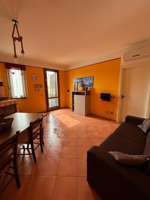 电视、立体声音响