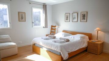 2 chambres, fer et planche Ă repasser, Wi-Fi, draps fournis