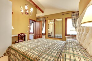 4 bedrooms, in-room safe, iron/ironing board, travel cot