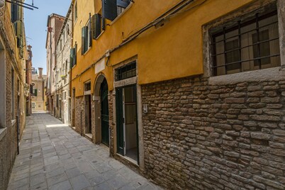 Cà dei Zoti 2 - San Marco with luggage room