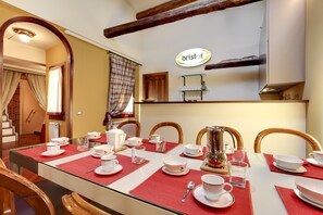 Dining - Cà dei Zoti 2 - San Marco with luggage room (Venezia)