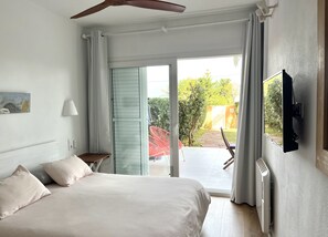 1 chambre, fer et planche à repasser, lit parapluie, Wi-Fi gratuit