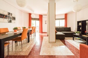 Dining - Spacious apartment with terrace. 3bed in the center (Madrid)