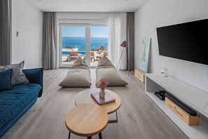 Smart-TV, videospill og DVD-spiller