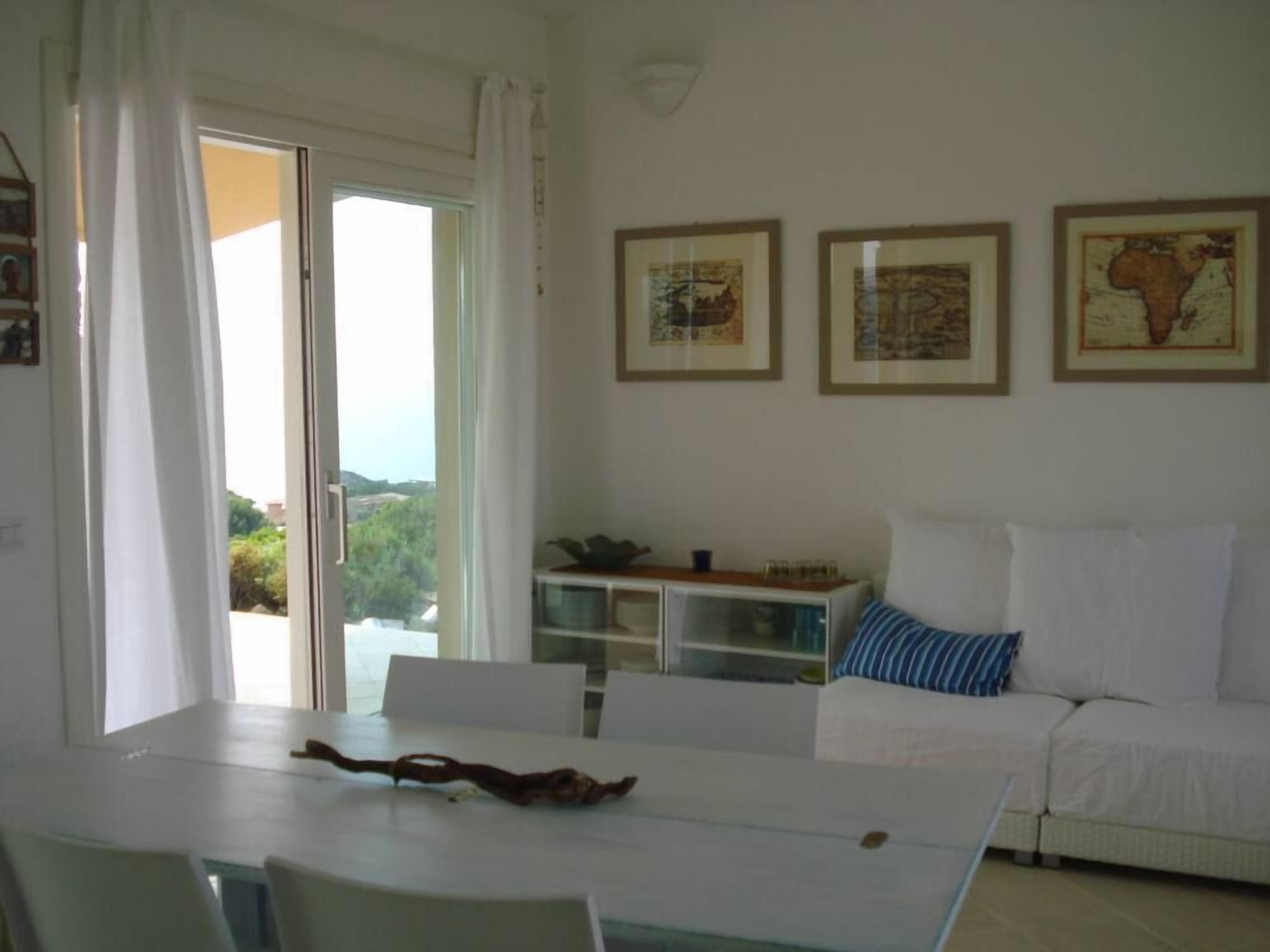 Costa Paradiso: House / Villa - Costa paradiso