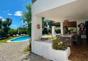 Pool - Lovely house with private pool, BBQ, AC, WiFi in Playa d' en Bossa (Sant Josep de sa Talaia)