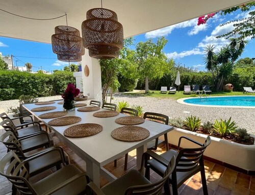 Villa avec piscine privée, barbecue, climatisation, WiFi gratuit à Playa d 'en Bossa