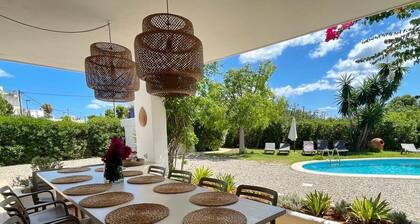 Villa avec piscine privée, barbecue, climatisation, WiFi gratuit à Playa d 'en Bossa