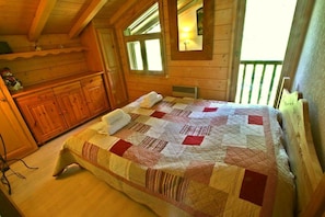 4 Schlafzimmer, Bügeleisen/Bügelbrett, Reisekinderbett, kostenloses WLAN