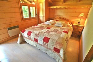 4 Schlafzimmer, Bügeleisen/Bügelbrett, Reisekinderbett, kostenloses WLAN