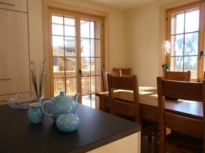 Kitchen/Dining - Luxury Ski-in/Ski-out Apartment with spectacular views of the Dents du Midi (Val D'Illiez)