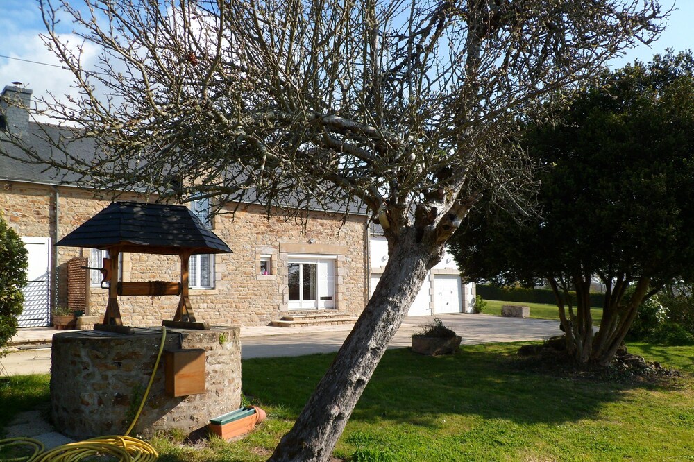 Farmhouse in an amazing private park near both city center and sea side.