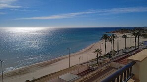 Una spiaggia nelle vicinanze