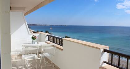 Beach Apartment Sea Line - Beach Apartment 1st line QUESADA APARTMENT