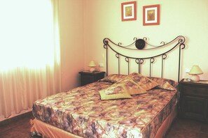 3 chambres, Wi-Fi gratuit, draps fournis