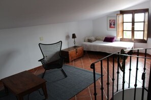 3 dormitoris, planxa i posts de planxar, wifi gratuïta i roba de llit 