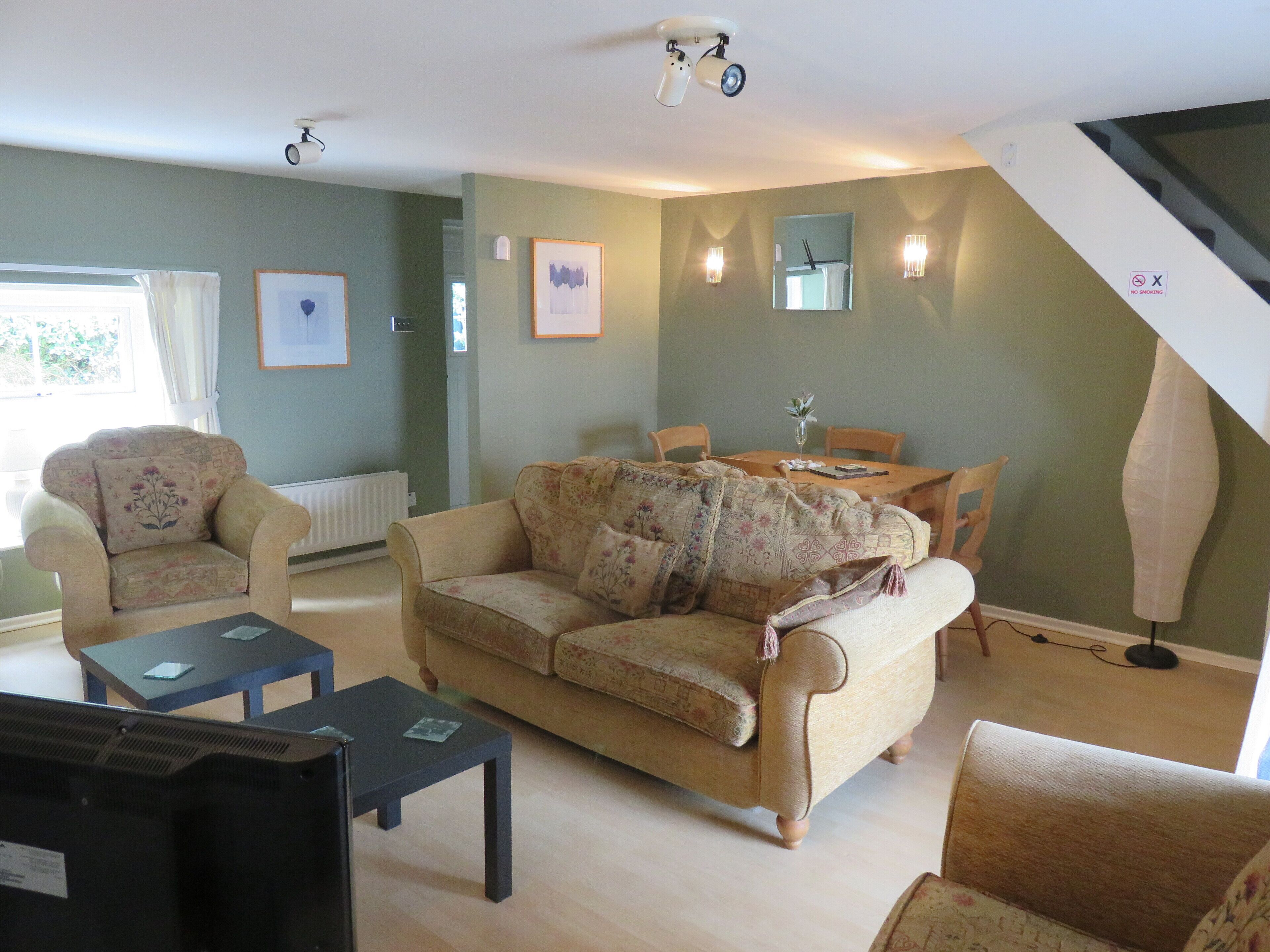 The Coach House Self Catering Apartments - Loft Apartment