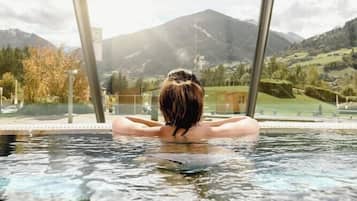 Piscine couverte, piscine extérieure