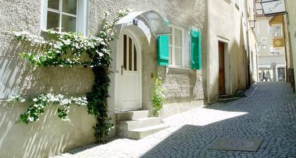 Apartment Altes Haus 4 - Cozy and central in a listed building