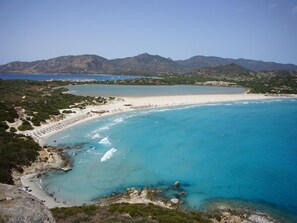 Beach nearby, sun loungers - Unique location, huge beach / sea just opposite, nature reserve (Villasimius)