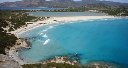 Unique location, huge beach / sea just opposite, nature reserve