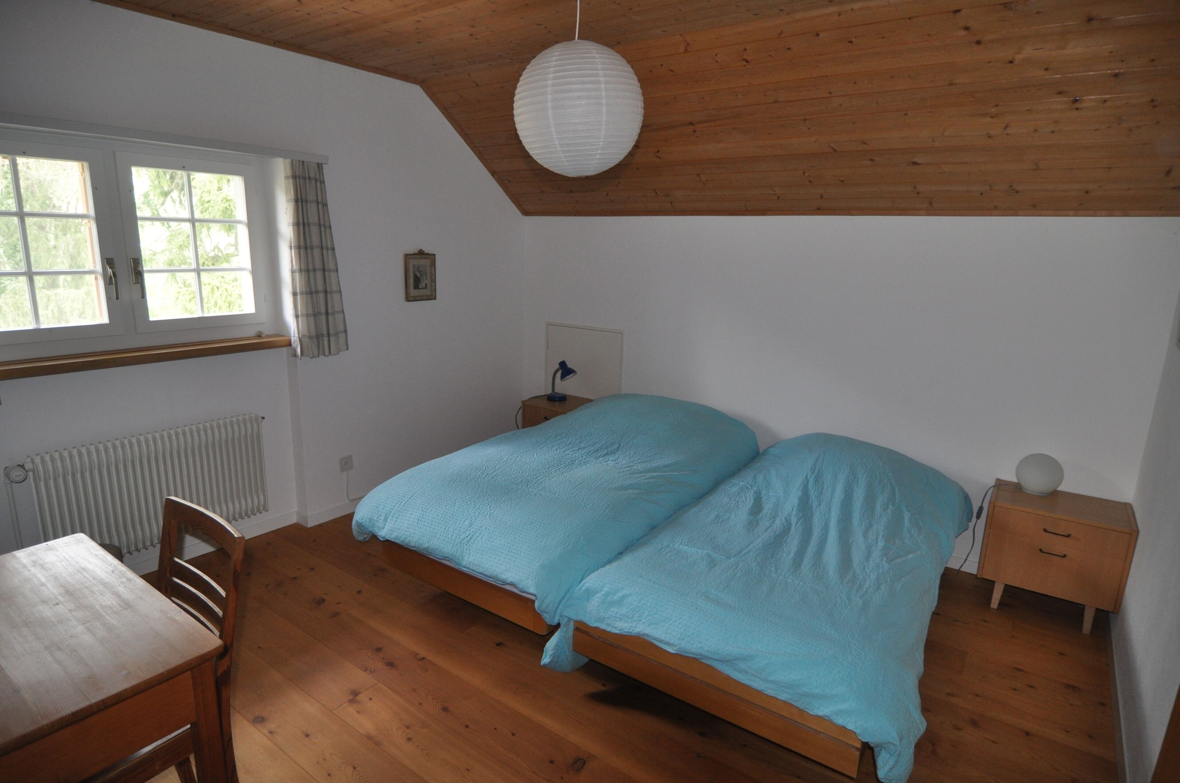 3 Schlafzimmer, Schreibtisch, Bügeleisen/Bügelbrett, Reisekinderbett