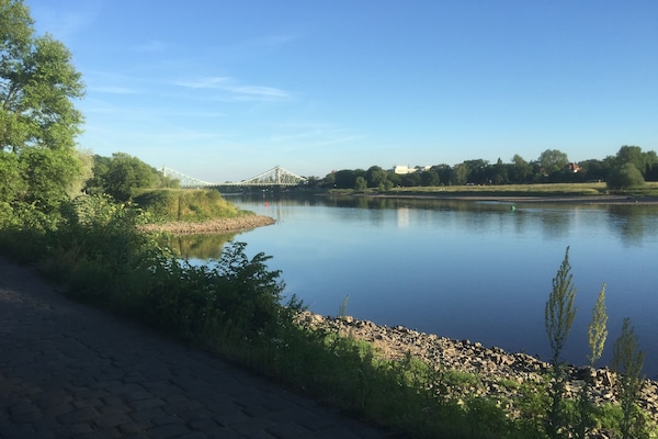 Eblradweg Richtung Blaues Wunder