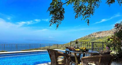 Ferienhaus in Tučepi,privaterPool,Meerblick,Grill,WiFi,Garten,Familienfreunlich