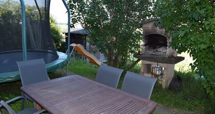 Wohnung in individueller Villa, ruhig, Aussicht