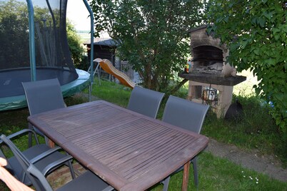 Apartment in individual villa, quiet, view