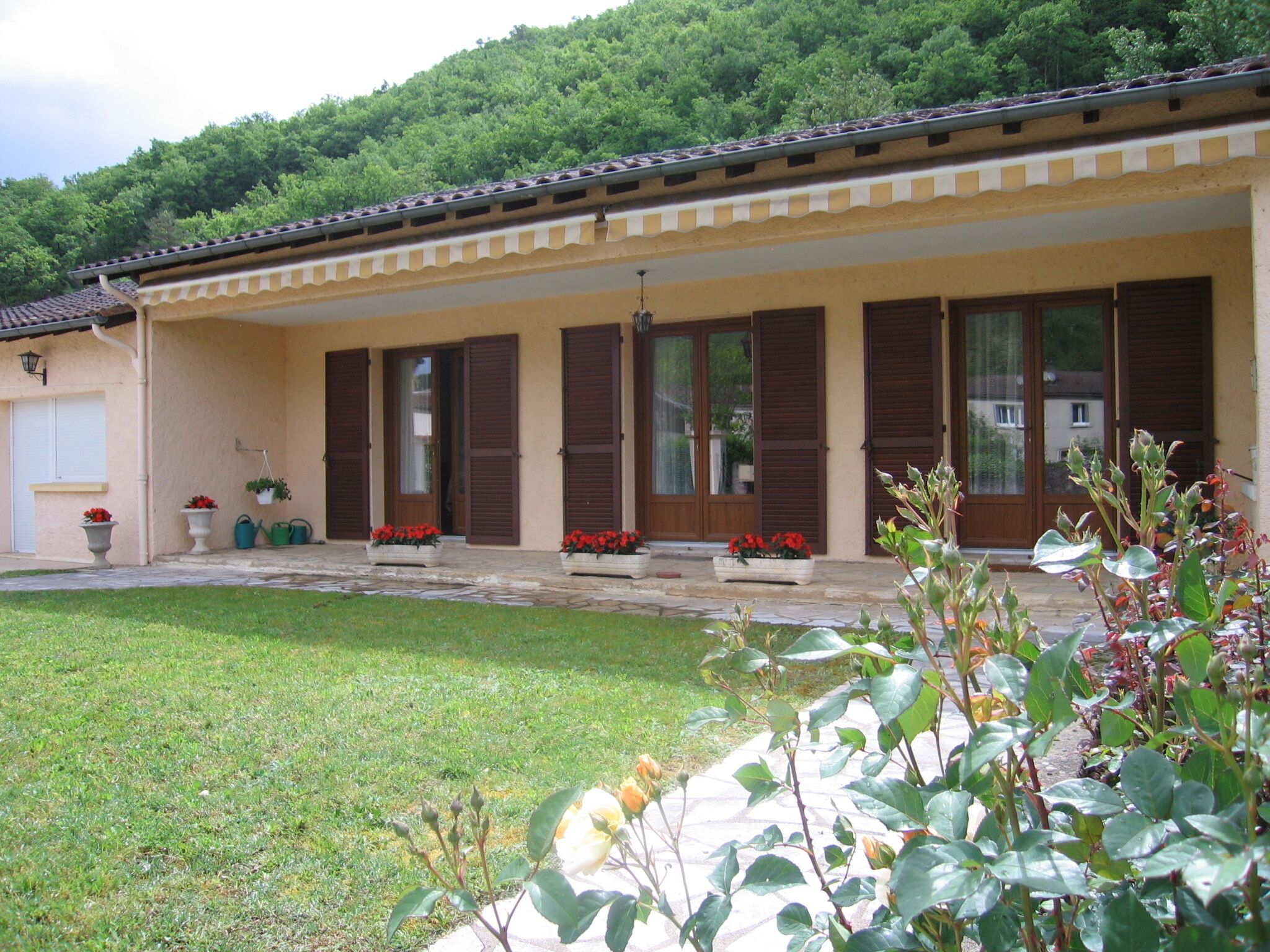 CASTELFRANC HOUSE