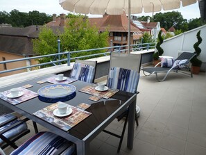 Buiten dineren