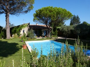 Piscine extérieure