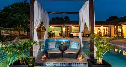 Sun Kissed Villa, en la playa.