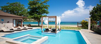 Sun Kissed Villa - 6 Bedroom, sleeps 14, on the beach.