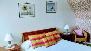 2 bedrooms, iron/ironing board, travel crib, WiFi