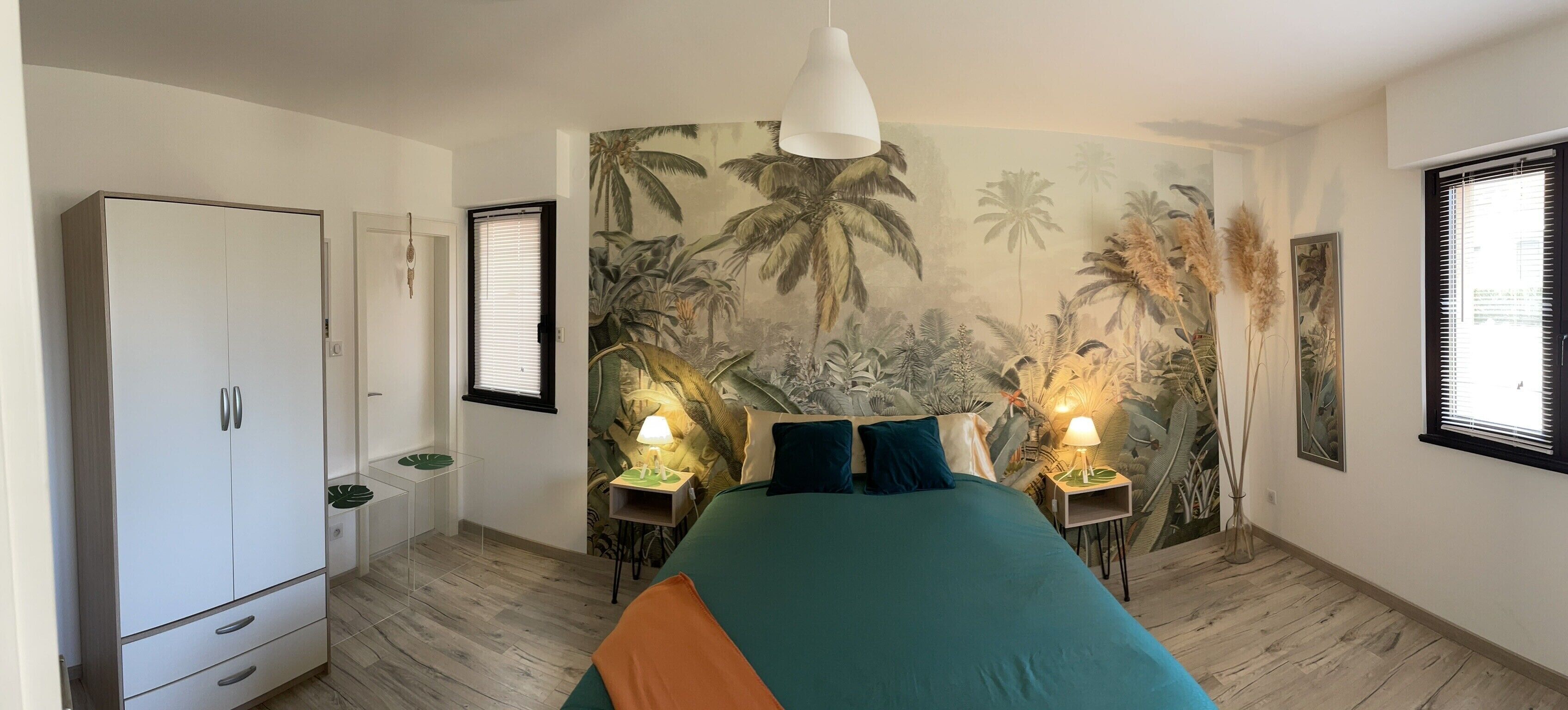 2 makuuhuonetta, silitysrauta/-lauta, ilmainen Wi-Fi, vuodevaatteet