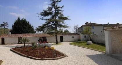 Gite echillais - Charentais farmhouse by the sea 32 m2