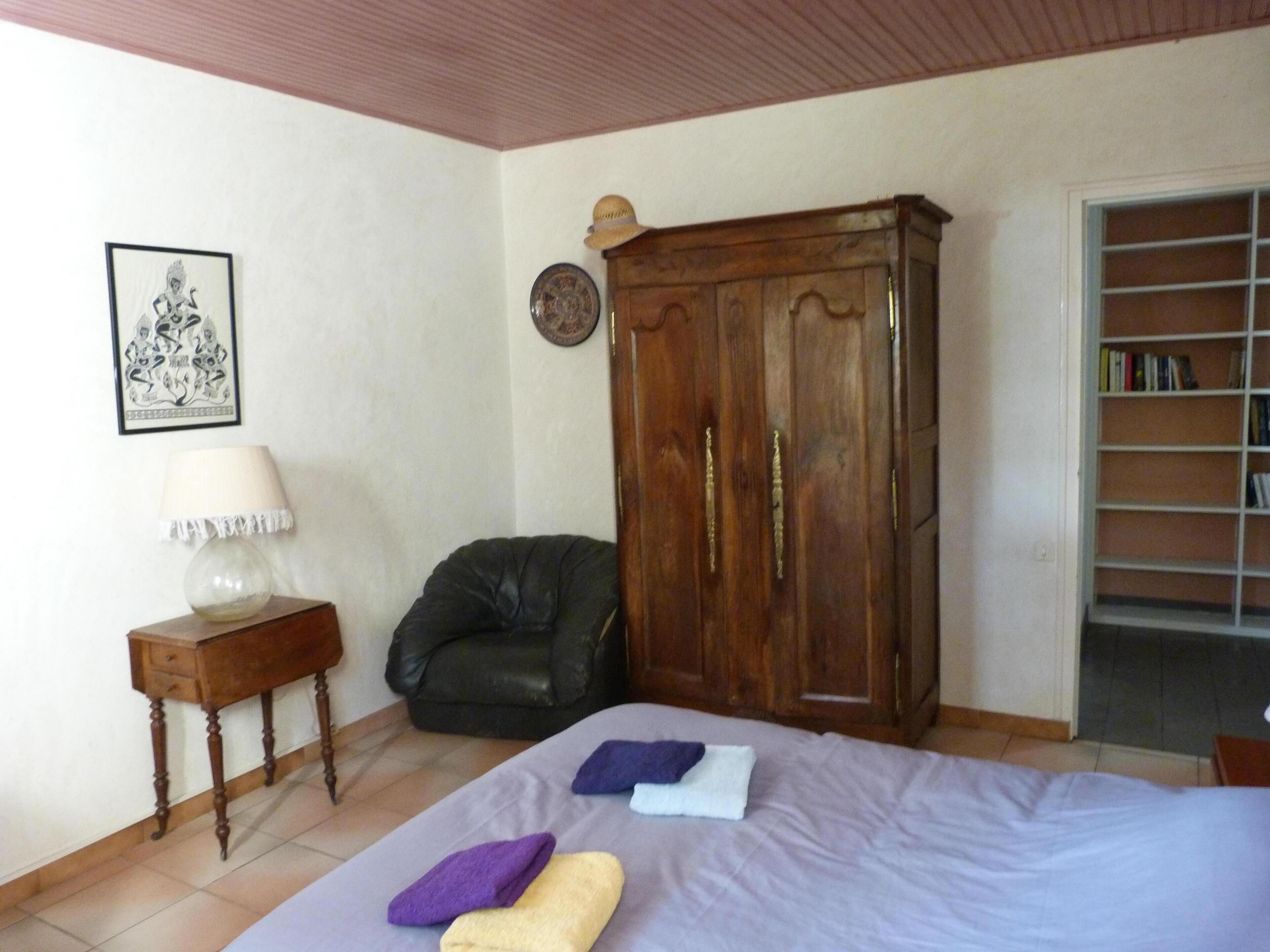 Lyarne - Quiet family cottage by the sea